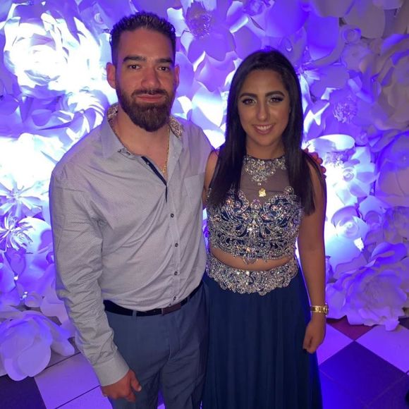 Meet your Posher, Michaella - Picture 1 of 1